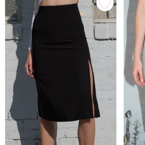 Brandy Melville Phoebe skirt